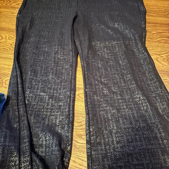 Torrid Textured Black Wide Leg Pants - Picture 7 of 9